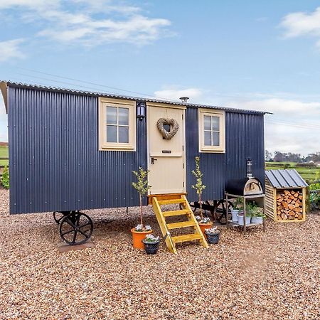 Вилла The Lambing Shed Ryhill Экстерьер фото