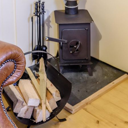 Вилла The Lambing Shed Ryhill Экстерьер фото