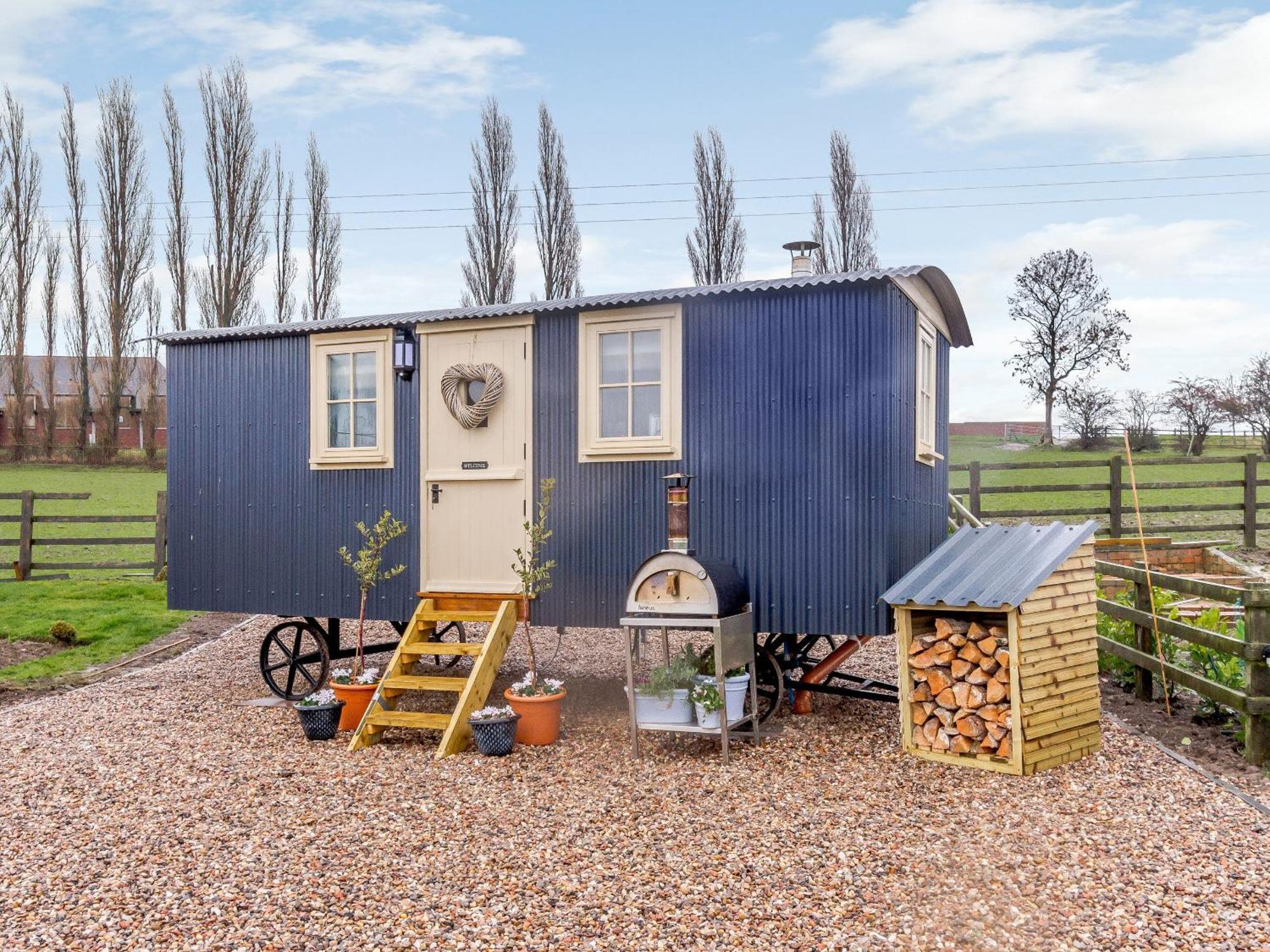 Вилла The Lambing Shed Ryhill Экстерьер фото